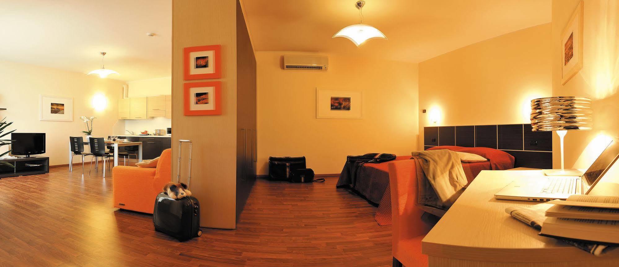Hotel Residence Zodiaco Modena Exterior foto